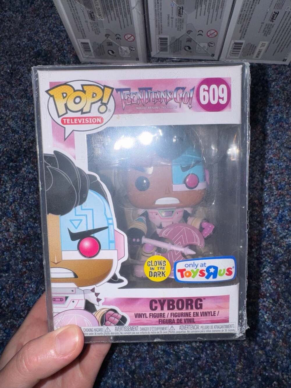 Funko Pop! Television Teen Titans Go Cyborg #609 Toys "R" Us Glow Exclusive